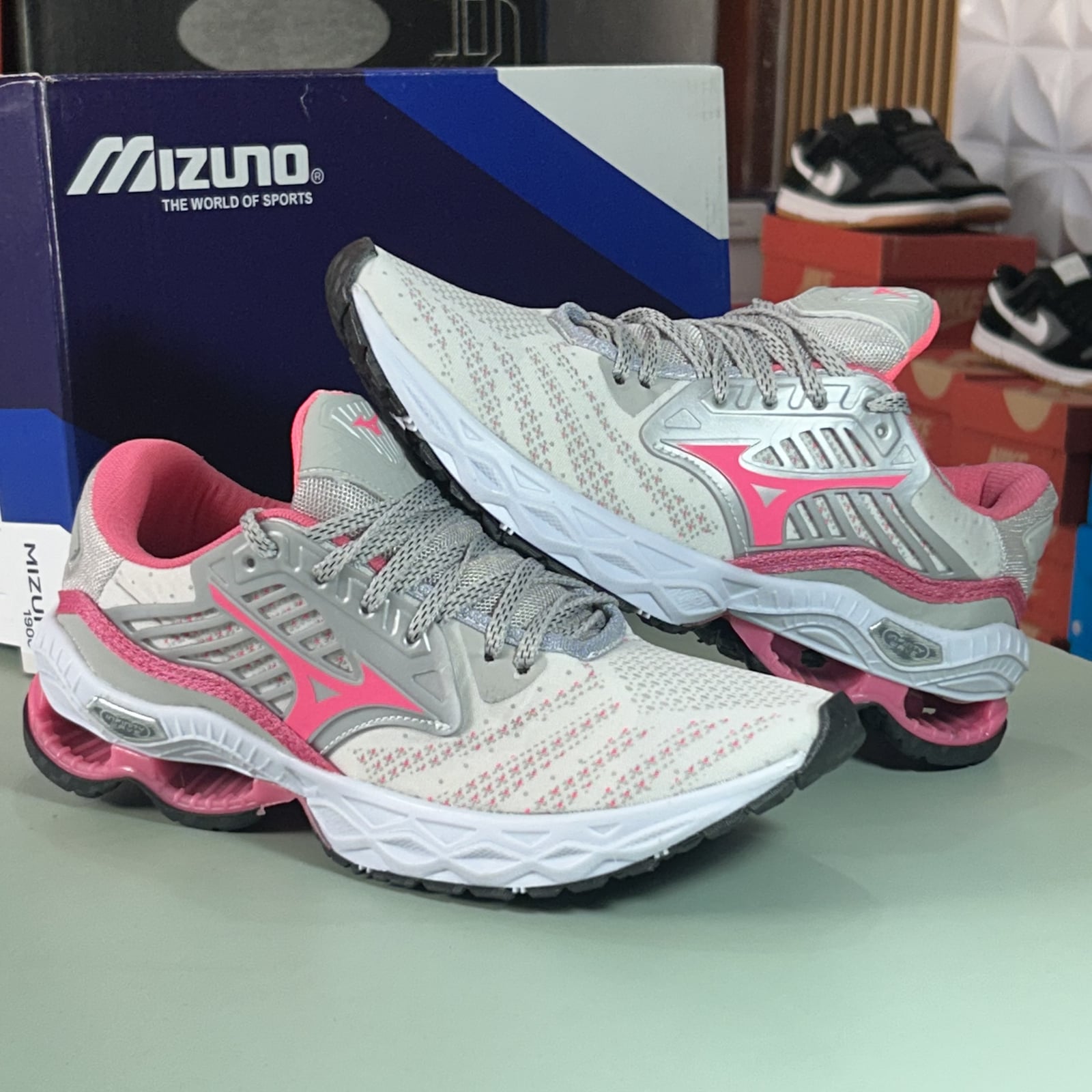 Mizuno Wave Prophecy Branco Rosa
