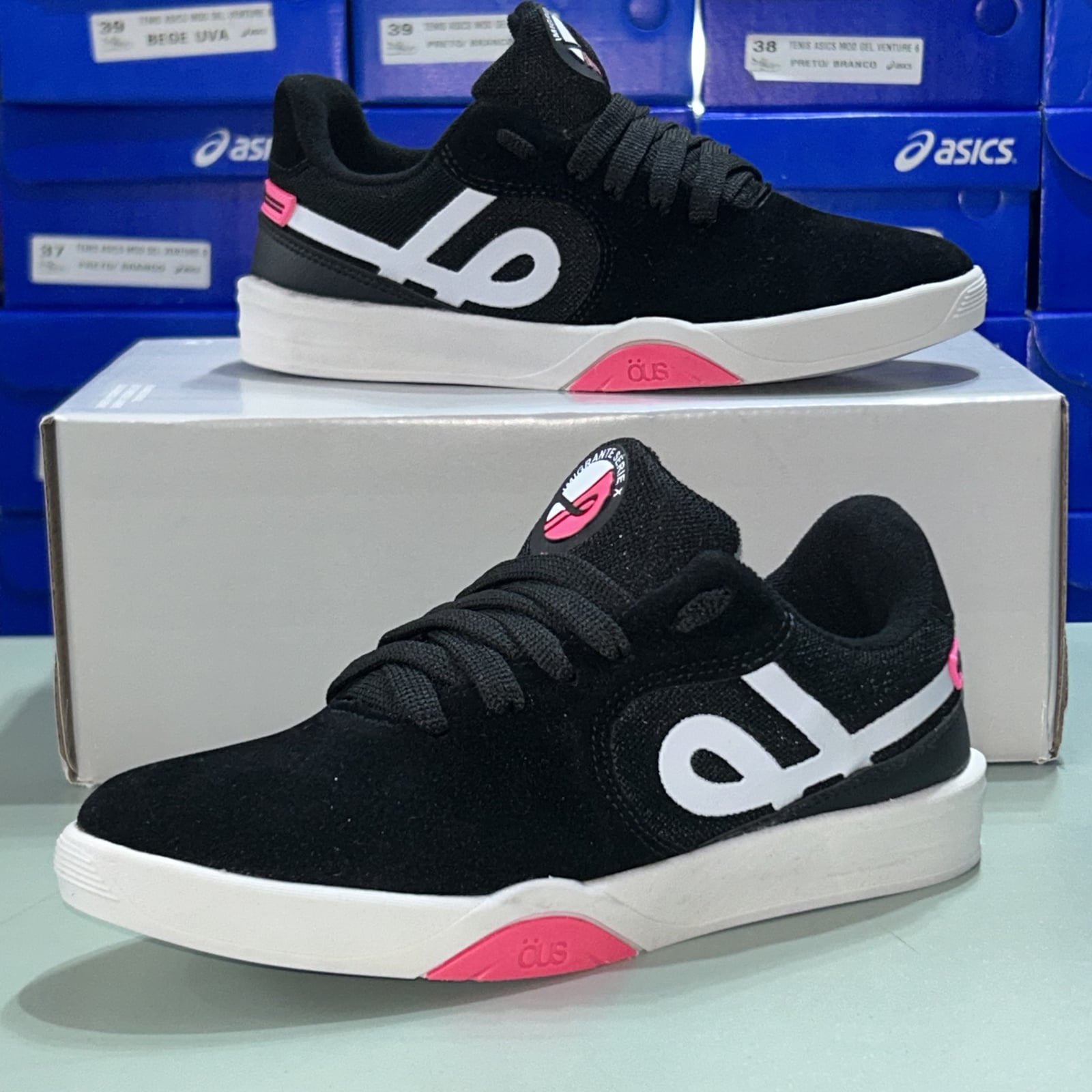 Öus Tênis Preto Rosa